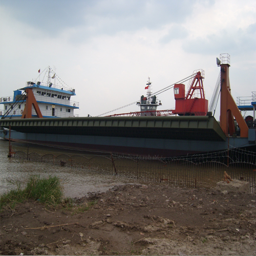 铺排船（42m）